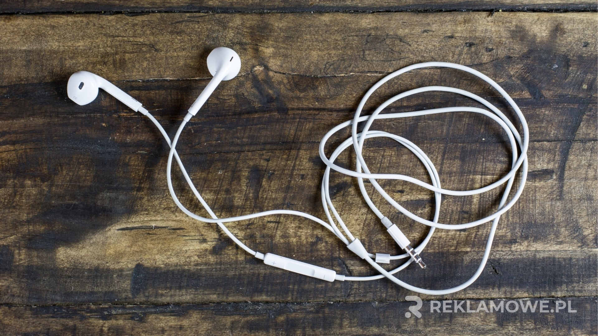 Słuchawki reklamowe w 2026 roku – modele najczęściej wybierane przez firmy